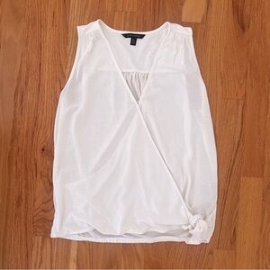 Banana Republic White Sleeveless Wrap Top – XS